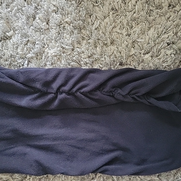 Old Navy Maternity tank size L - Picture 3 of 3